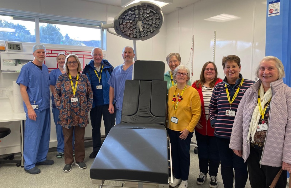 Provision of specialist shoulder operating tables.