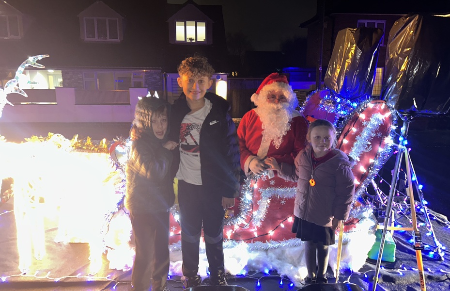 Santa and the Sleigh Team Send A BIG thank you for supporting Ilkeston Hospital